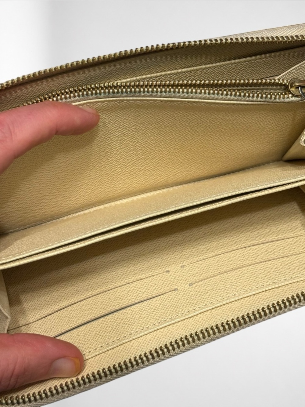 Louis Vuitton Zippy Wallet Damier Azur Canvas Zip Around Long Wallet White - Picture 14 of 16